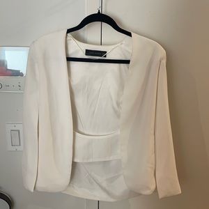 CAPE WHOTE ZARA BLAZER SIZE XS